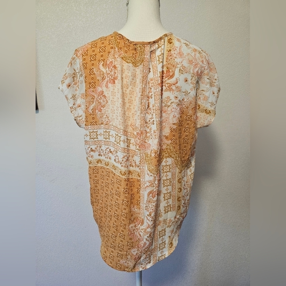 Cupcakes & Cashmere Paisley Style Blouse Women's Size Small NWOT - Picture 7 of 9